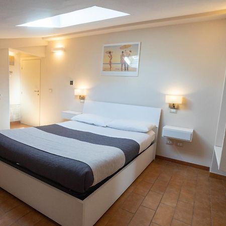 Helios Assisi Hotel Buitenkant foto