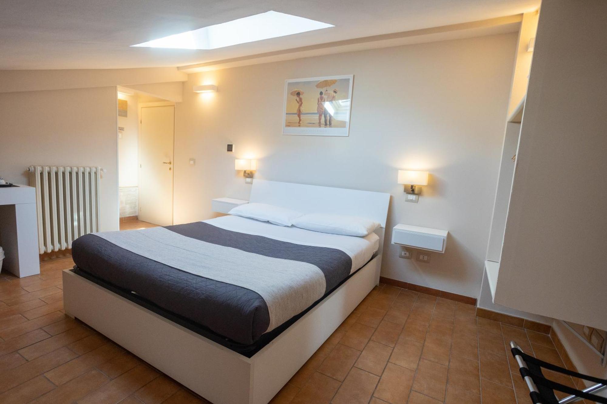 Helios Assisi Hotel Buitenkant foto